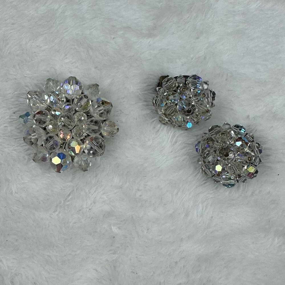 Pat Pend Signed Vintage Jewelry Set Crystal Rhinestone Clip Earrings and Brooch‎